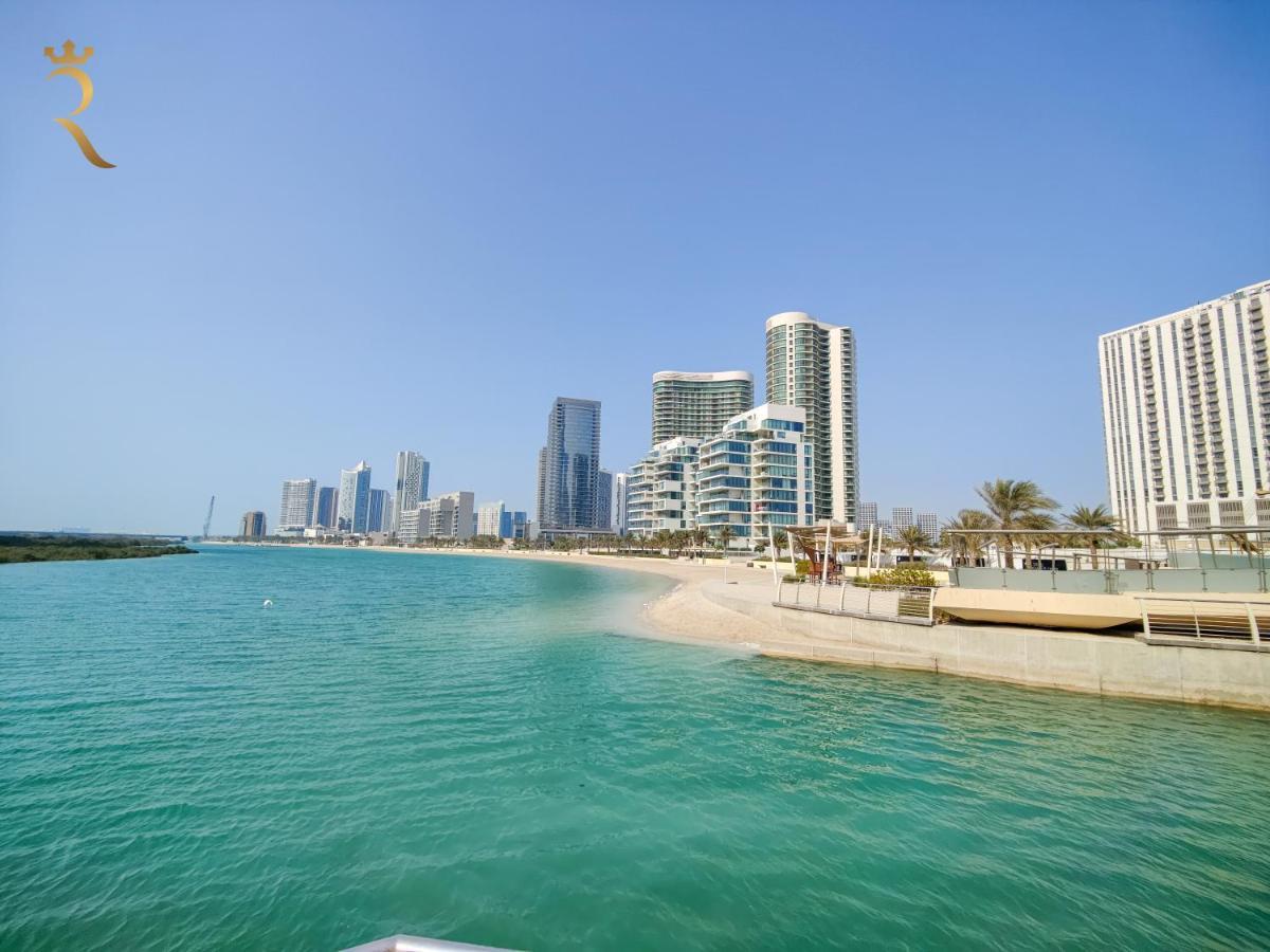 Queen's Al Reem Abu Dhabi