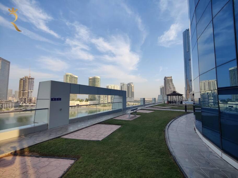 Queen's Al Reem * Abu Dhabi
